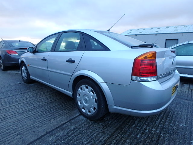 Breaking VAUXHALL VECTRA, VECTRA LIF Secondhand Parts 