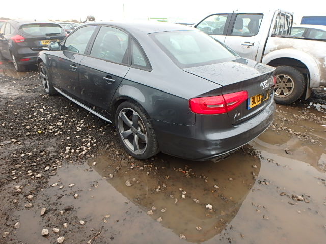 Breaking AUDI A4, A4 S LINE Secondhand Parts 