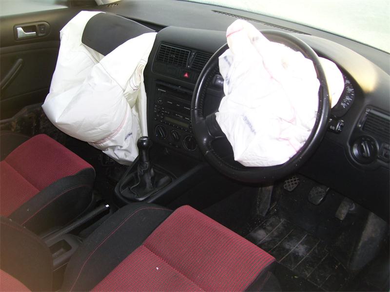 VOLKSWAGEN GOLF GTI 115 BHP Dismantlers, GOLF GTI 115 BHP 1984cc Car Spares 