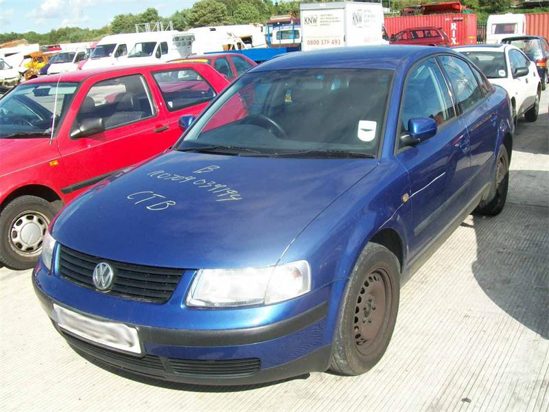 Breaking VOLKSWAGEN PASSAT S 20V, PASSAT S 20V 1781cc Secondhand Parts 