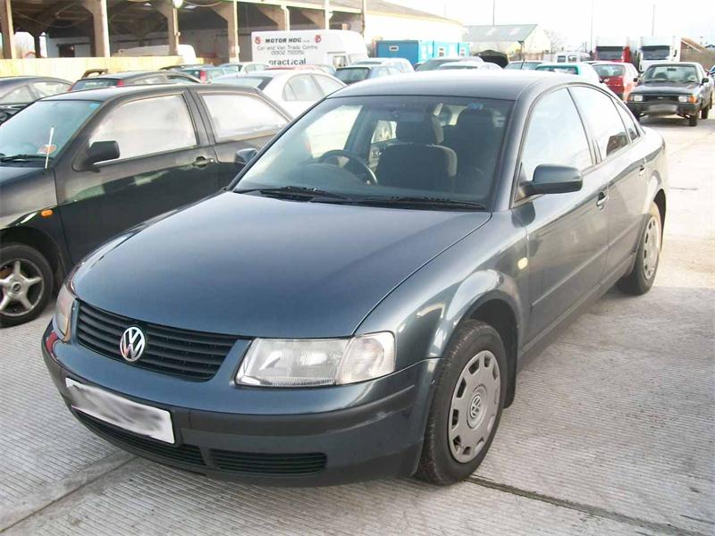Breaking VOLKSWAGEN PASSAT SE TDI, PASSAT SE TDI 1900cc Secondhand Parts 