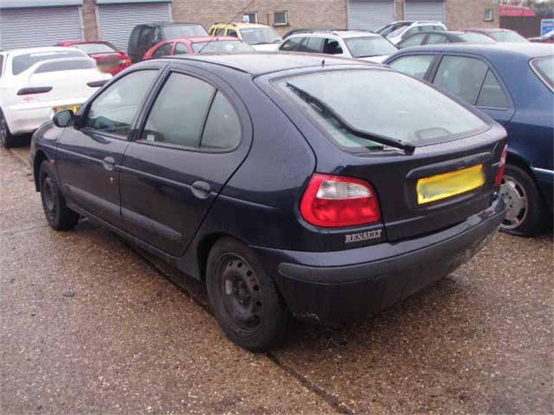 Breaking RENAULT MEGANE RT ALIZE AUTO, MEGANE RT ALIZE AUTO 1598cc Secondhand Parts 