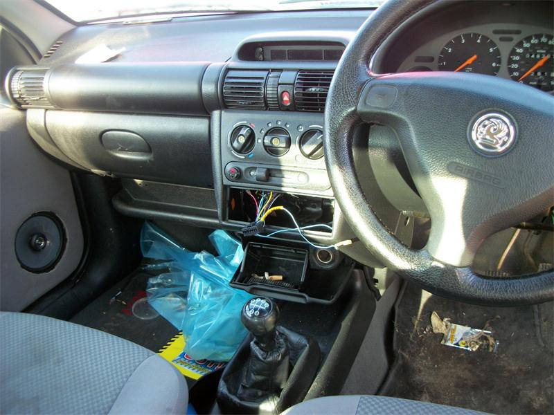 Breaking VAUXHALL TIGRA, TIGRA 1389cc Secondhand Parts 