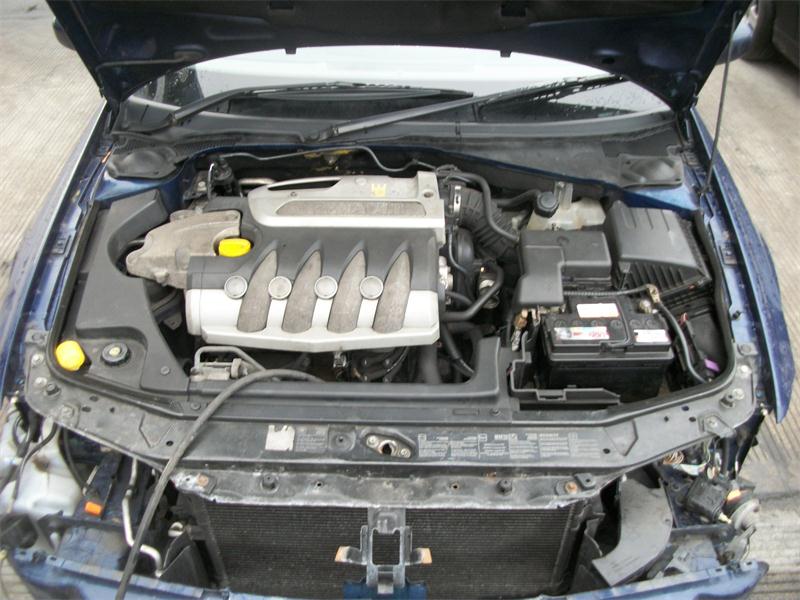 RENAULT LAGUNA INITIALE IDE Dismantlers, LAGUNA INITIALE IDE 1998cc Car Spares 