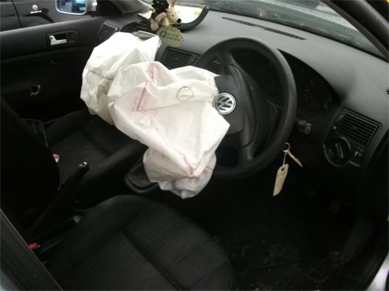 VOLKSWAGEN GOLF S TDI Dismantlers, GOLF S TDI 1896cc Car Spares 