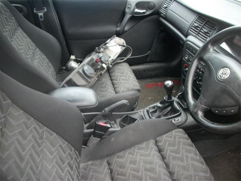 VAUXHALL VECTRA SXI Dismantlers, VECTRA SXI 1796cc Car Spares 