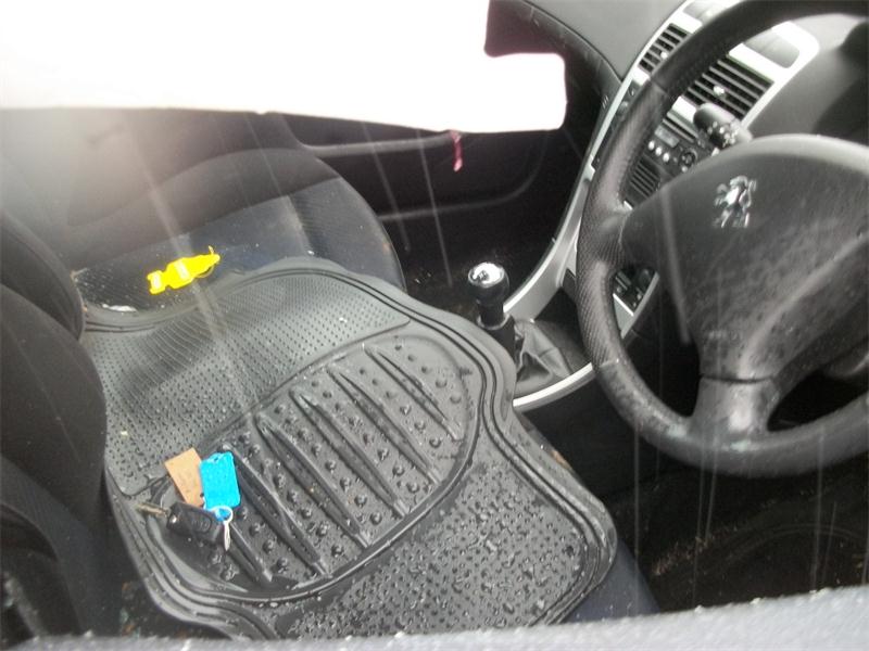 PEUGEOT 307 SE HDI Dismantlers, 307 SE HDI 1560cc Car Spares 