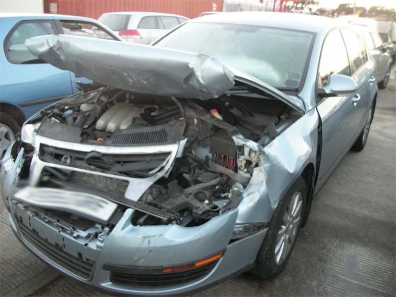 Breaking VOLKSWAGEN PASSAT S TDI 105, PASSAT S TDI 105 1896cc Secondhand Parts 