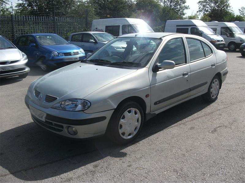 Breaking RENAULT MEGANE CLASSIC RT, MEGANE CLASSIC RT 1598cc Secondhand Parts 