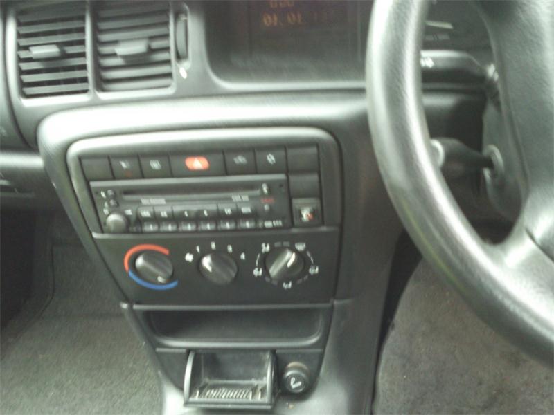 VAUXHALL VECTRA GLS 16V Dismantlers, VECTRA GLS 16V 1796cc Car Spares 
